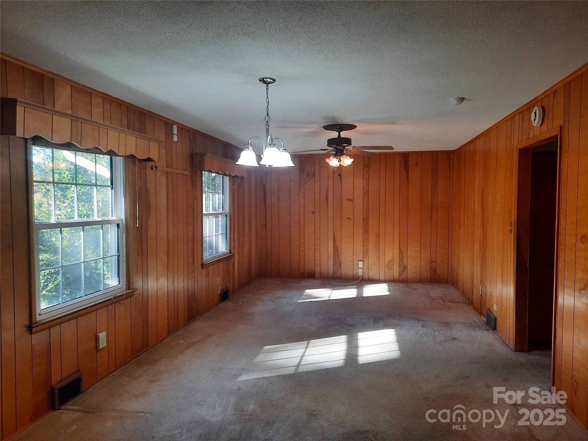 121 Greenview Drive Kannapolis NC 28081