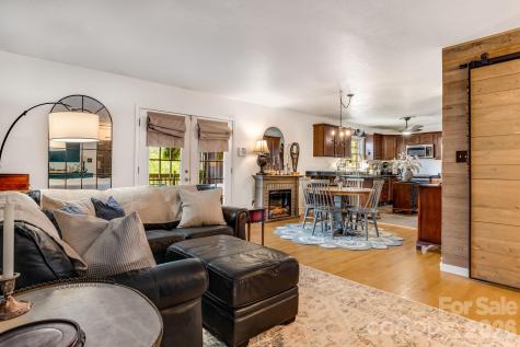 37 Duck Drive Mars Hill NC 28754