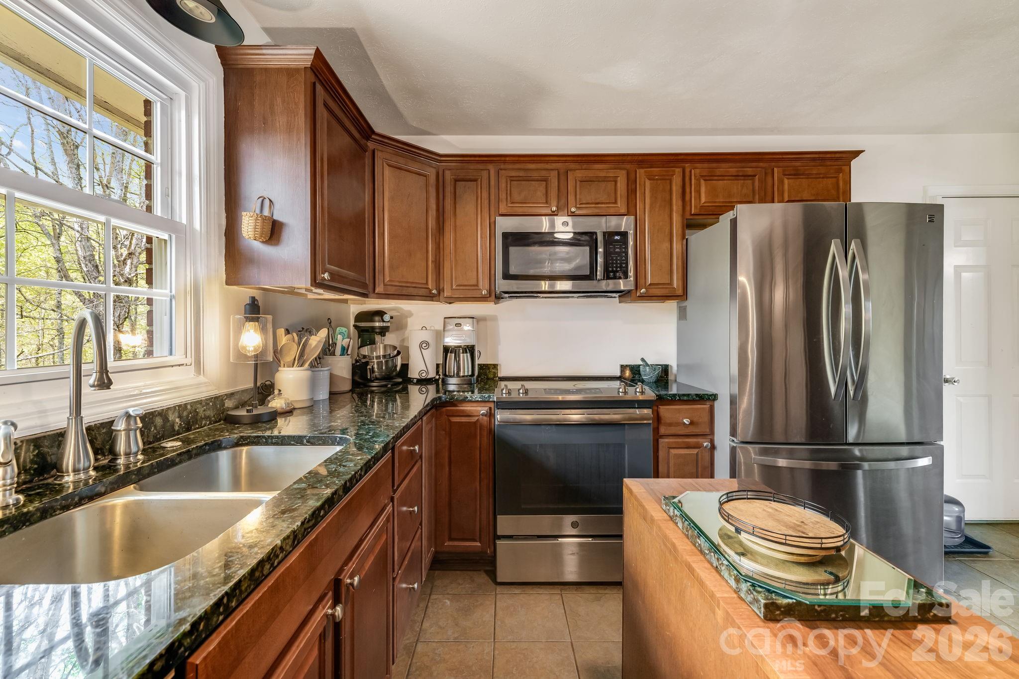 37 Duck Drive Mars Hill NC 28754