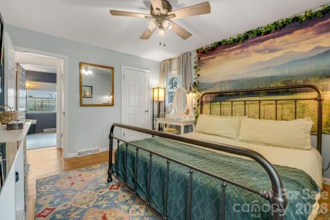 37 Duck Drive Mars Hill NC 28754