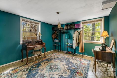 37 Duck Drive Mars Hill NC 28754