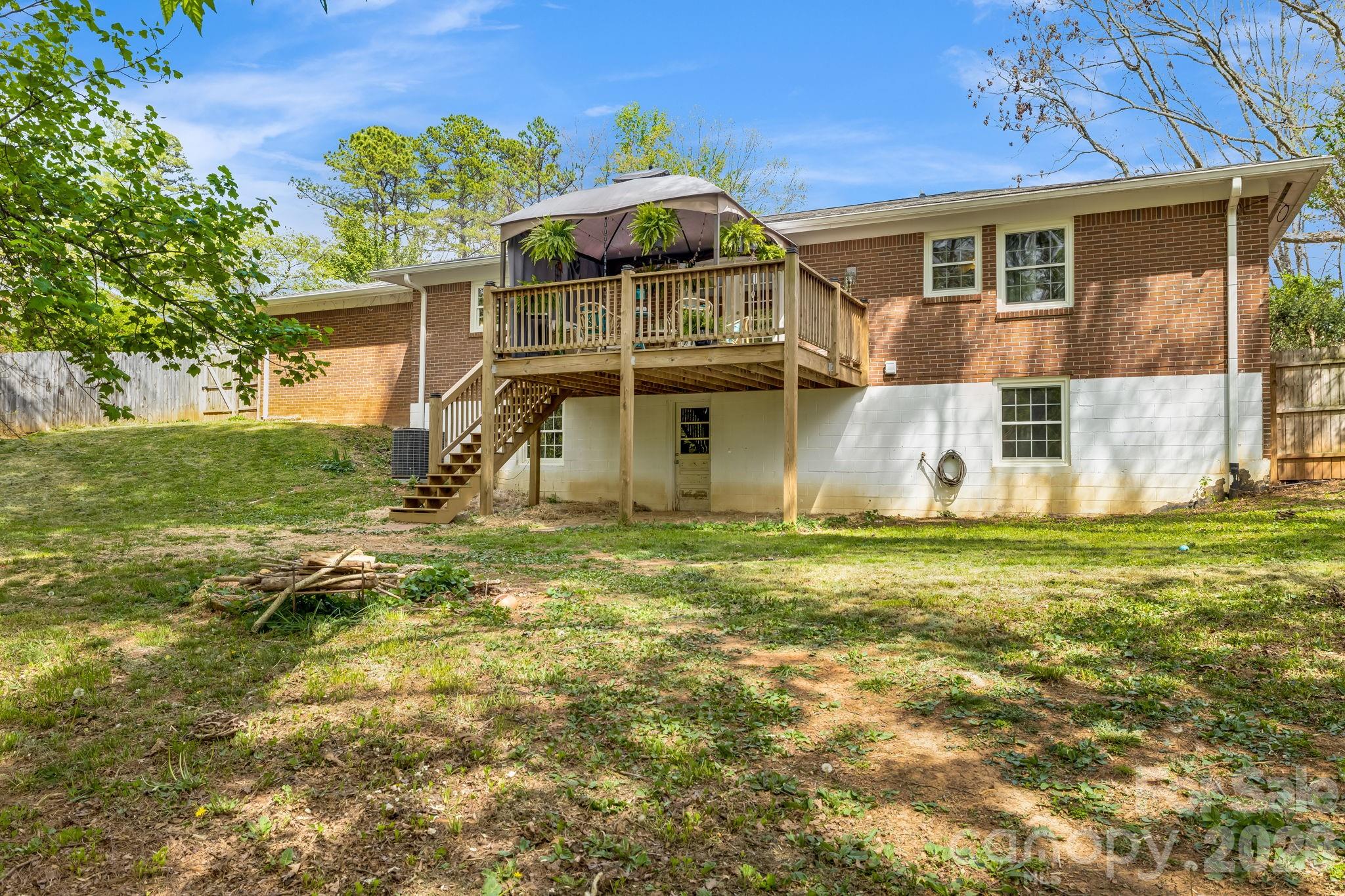 37 Duck Drive Mars Hill NC 28754