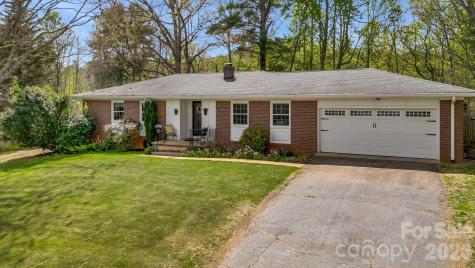 37 Duck Drive Mars Hill NC 28754