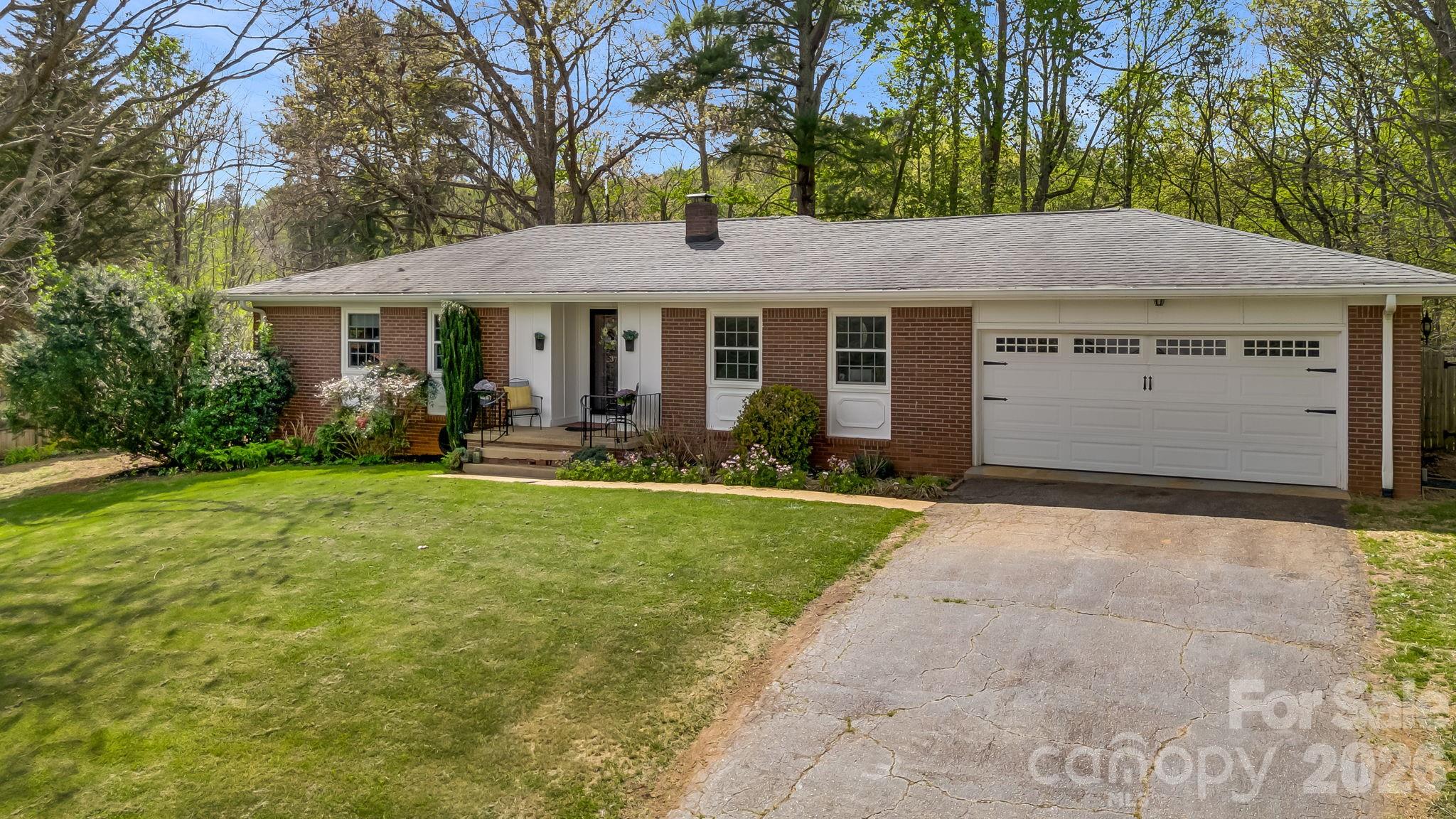 37 Duck Drive Mars Hill NC 28754