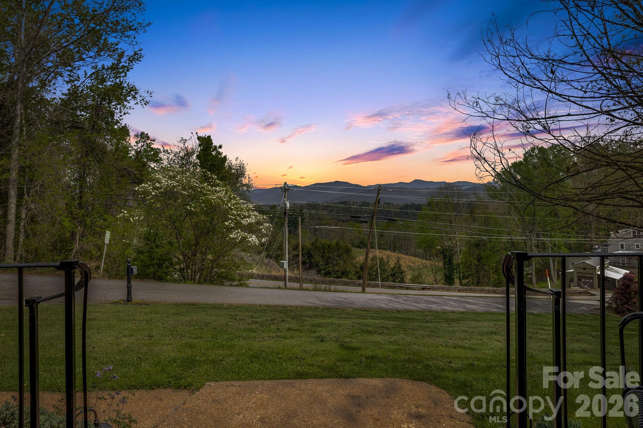 37 Duck Drive Mars Hill NC 28754