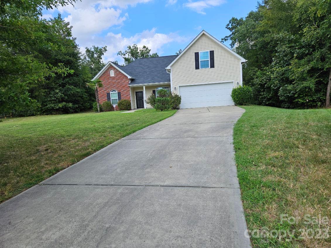 3115 Mckee Forest Court Charlotte NC 28216
