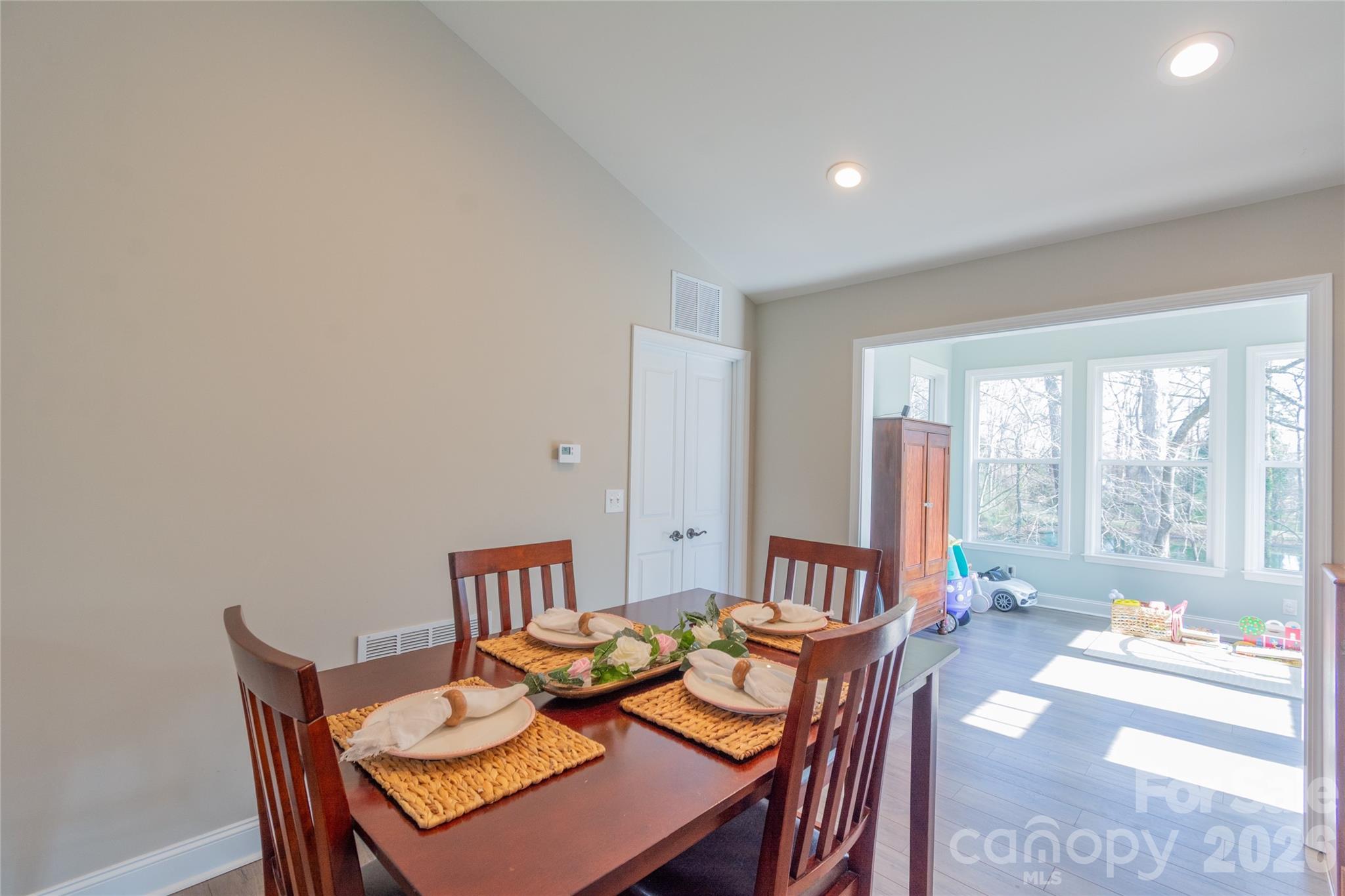 6729 Rollingwood Drive Clemmons NC 27012