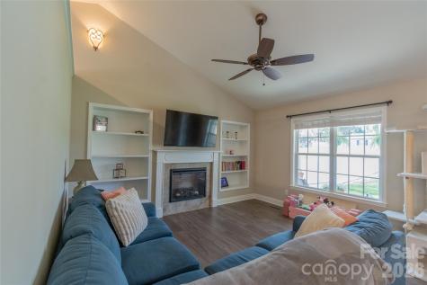 6729 Rollingwood Drive Clemmons NC 27012