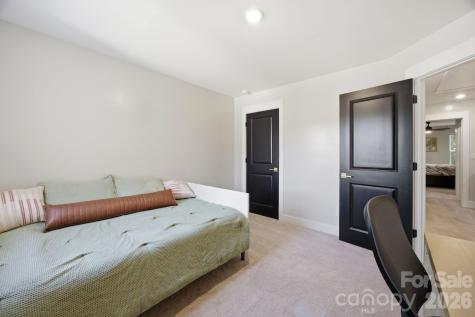 831 Mcarthur Avenue Charlotte NC 28206