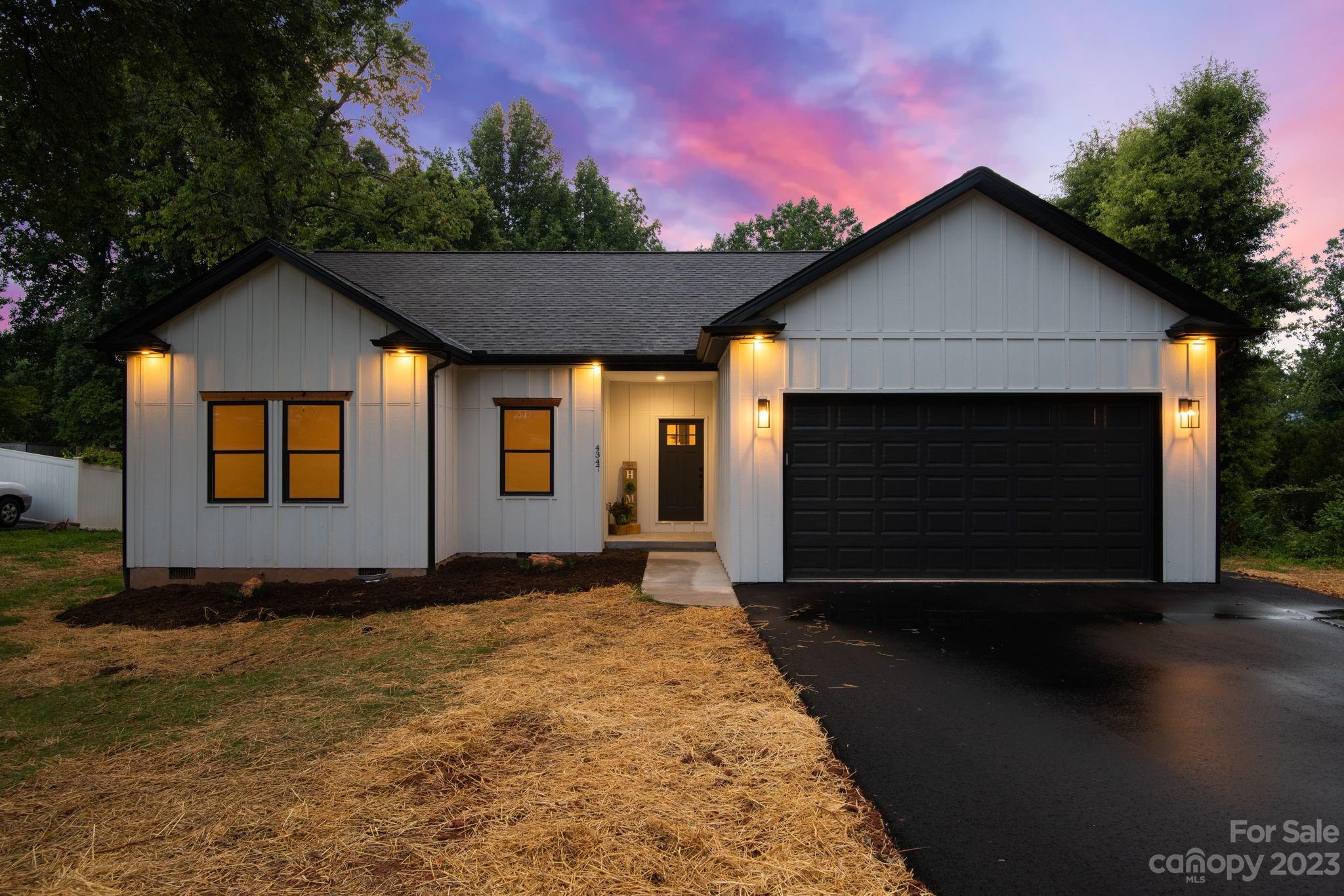4347 Greenbriar Drive Hickory NC 28602
