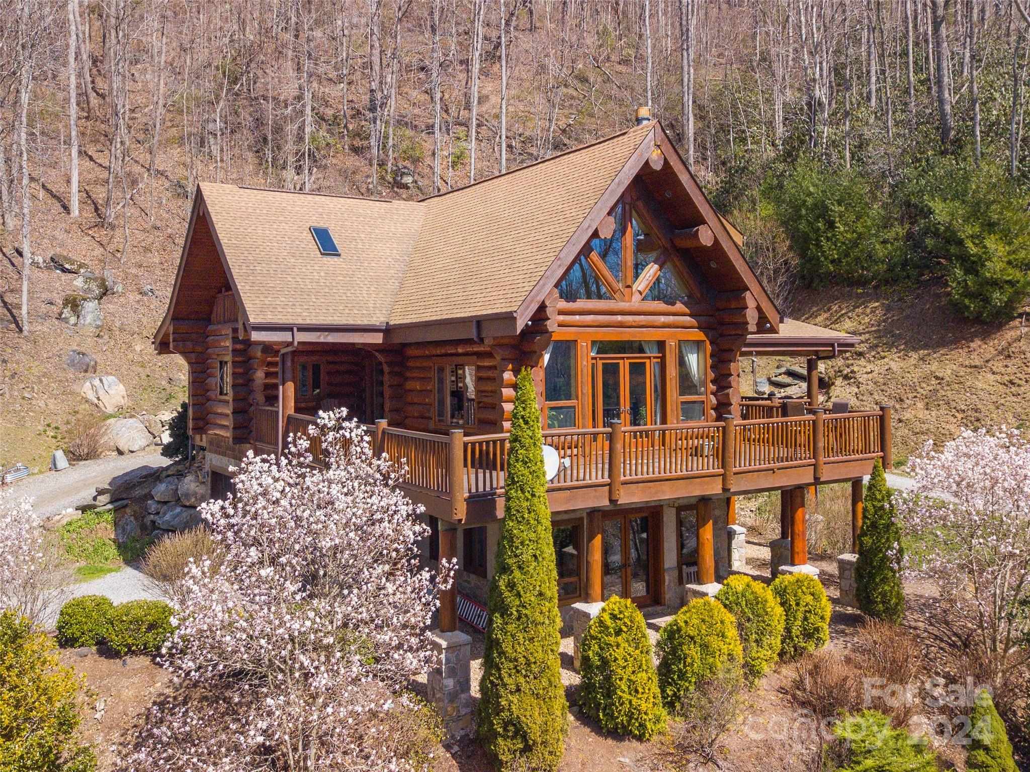 2 Whispering Rock Lane Asheville NC 28803