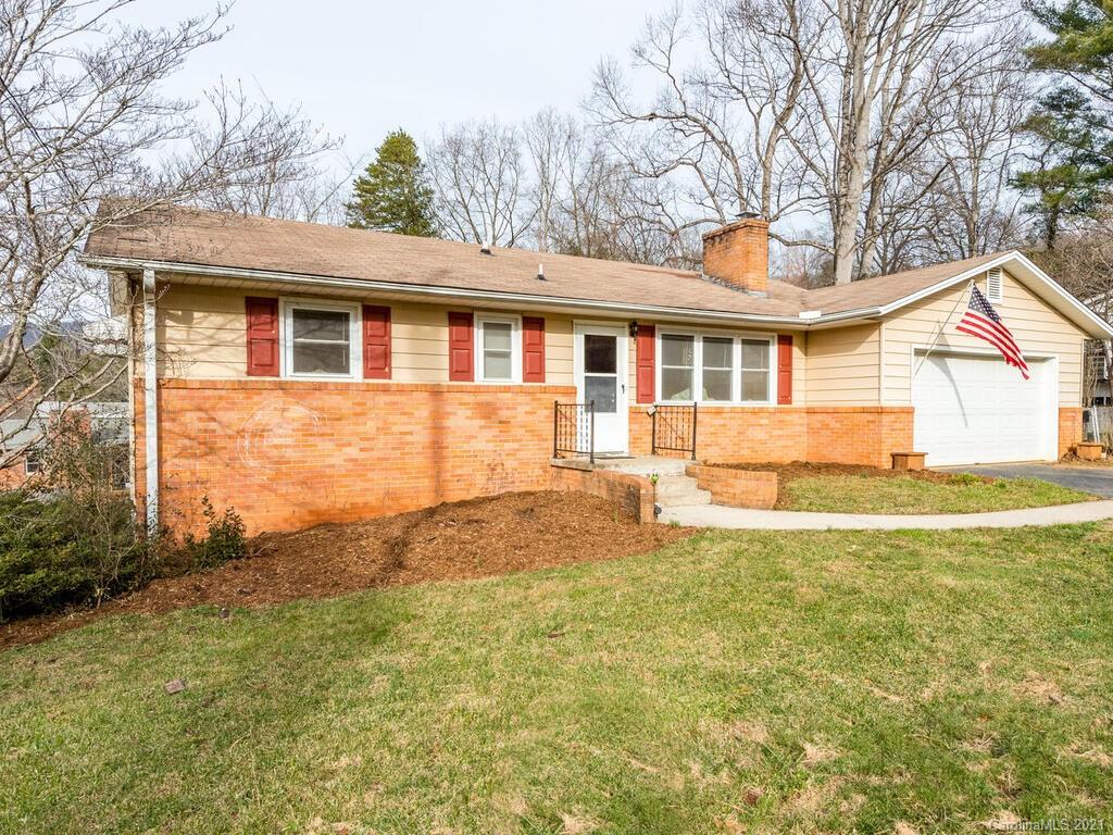 8 Nixon Terrace Asheville NC 28805