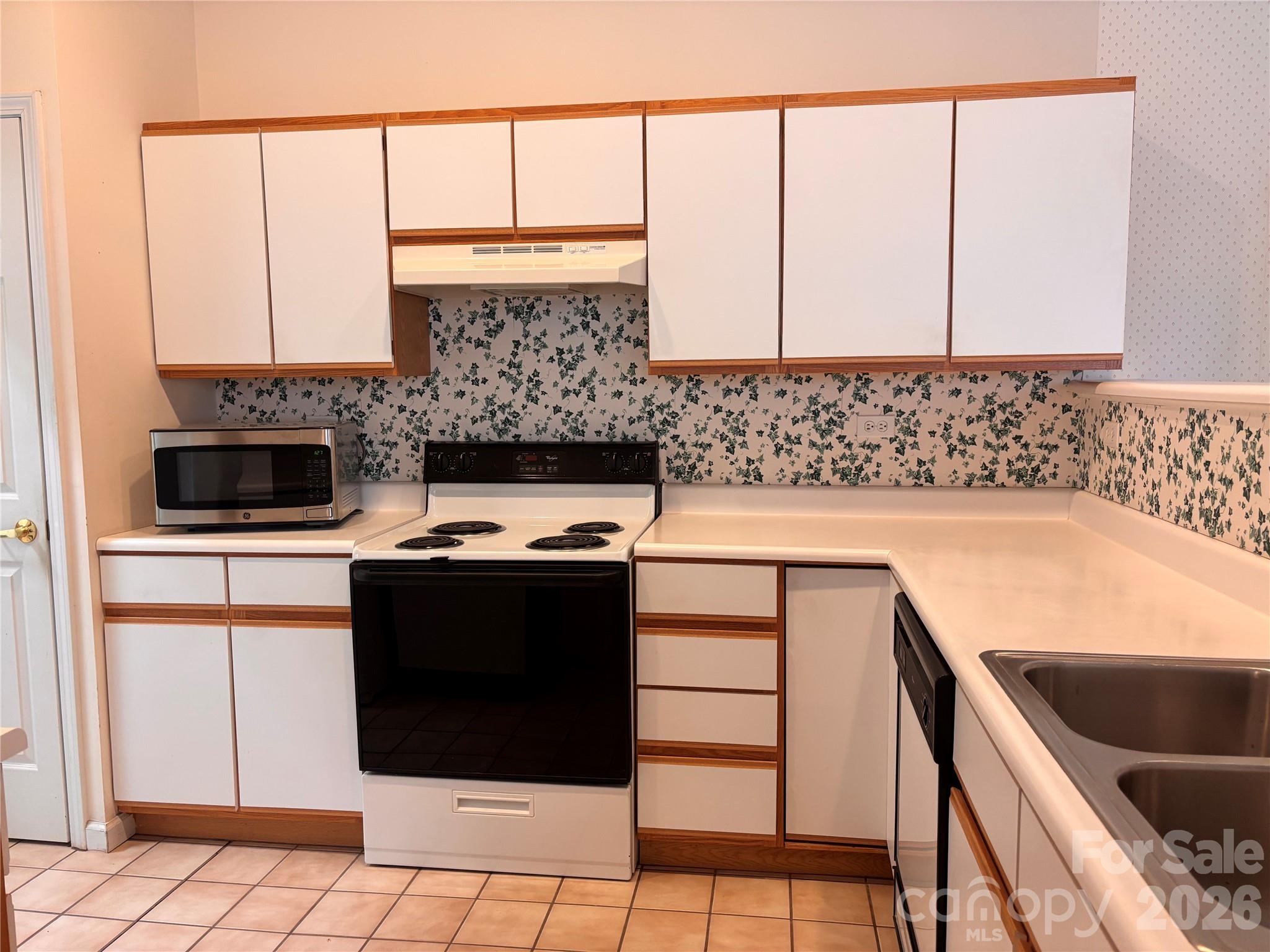 39 Tisha Lane Hendersonville NC 28739