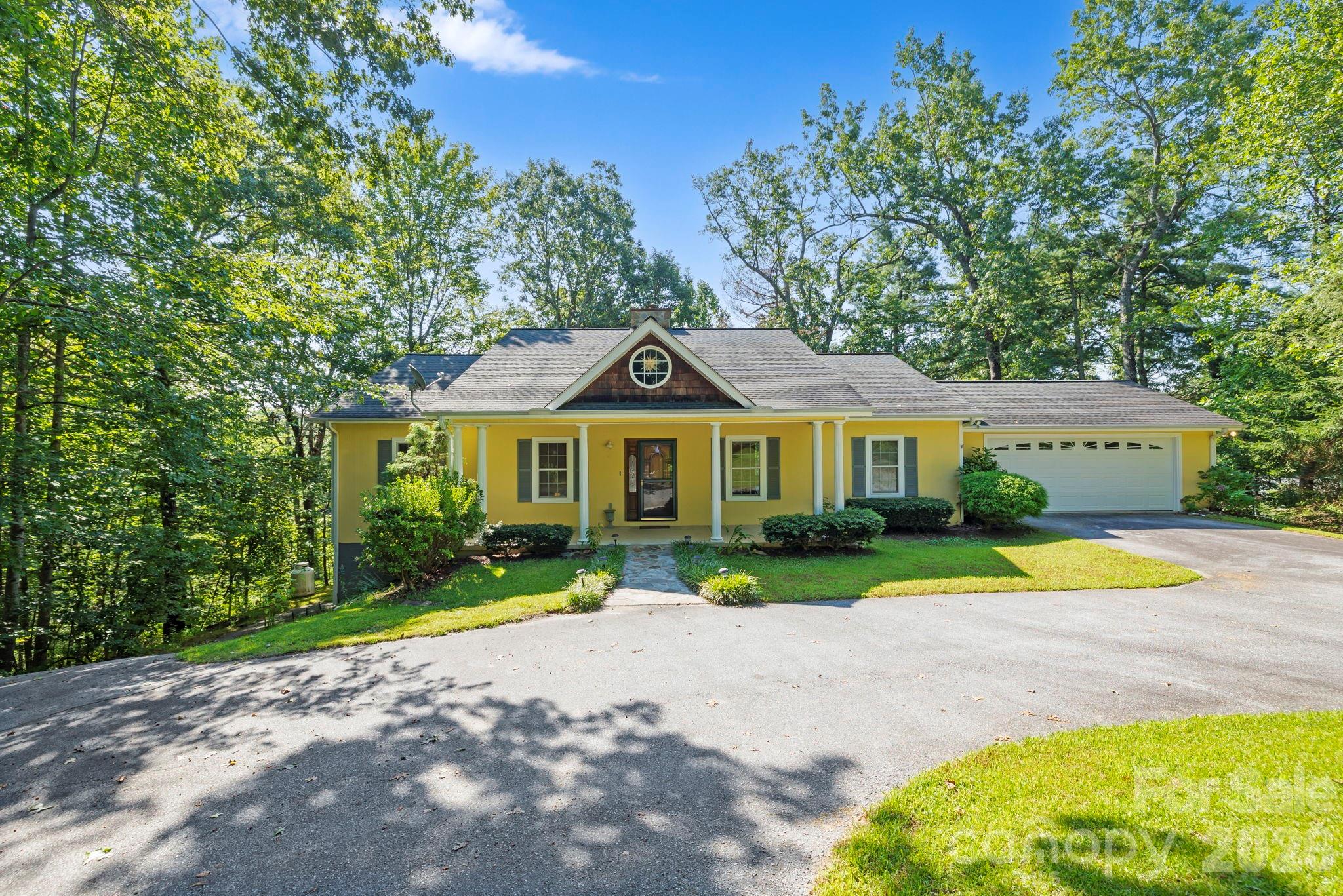 36 Macedonia West Drive Saluda NC 28773