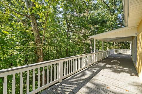36 Macedonia West Drive Saluda NC 28773