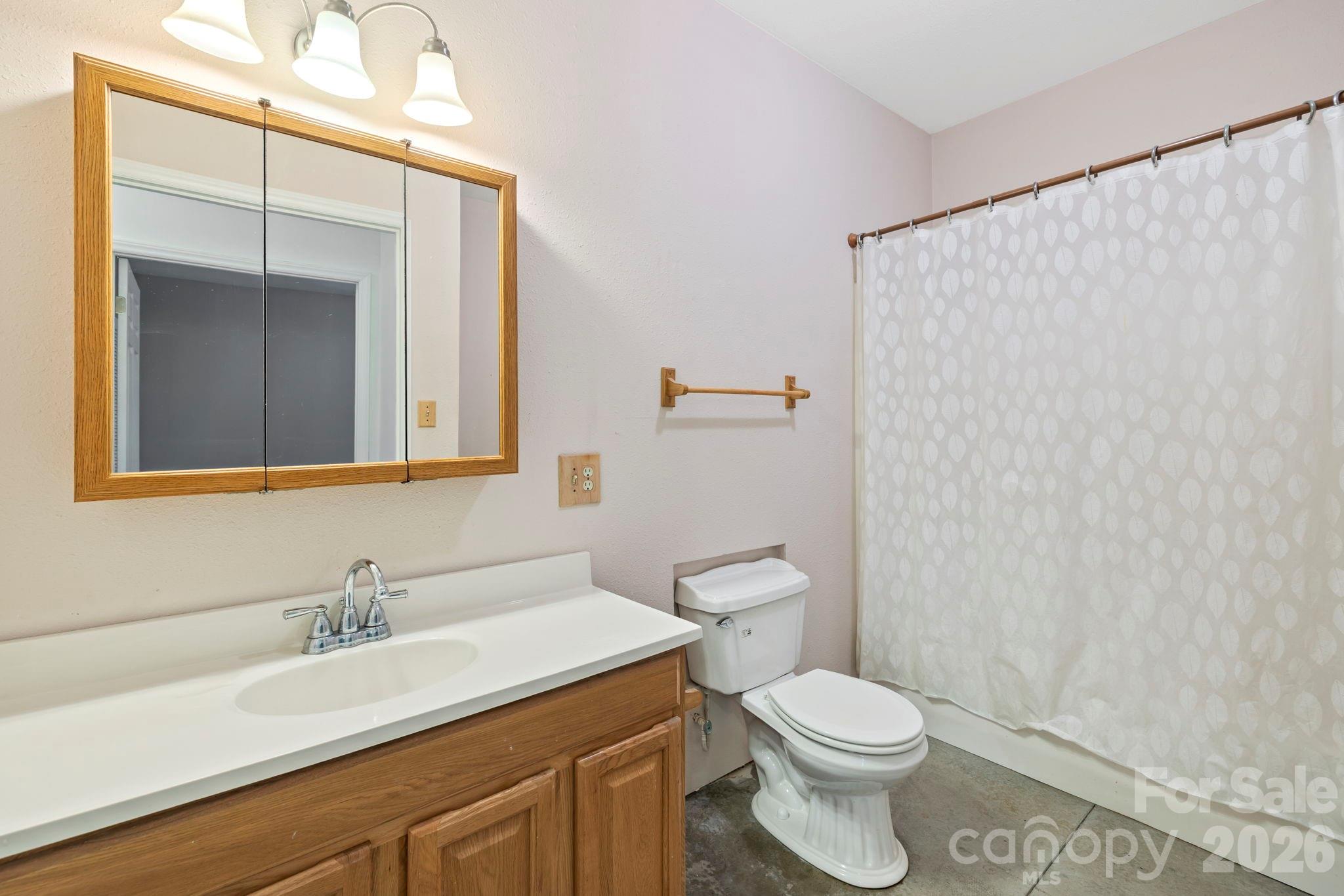 36 Macedonia West Drive Saluda NC 28773