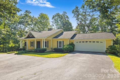 36 Macedonia West Drive Saluda NC 28773