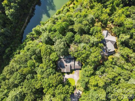 36 Macedonia West Drive Saluda NC 28773