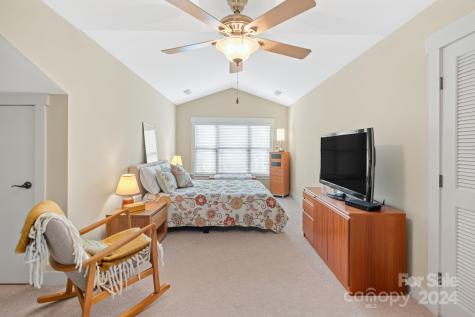 15 Westfield Way Candler NC 28715