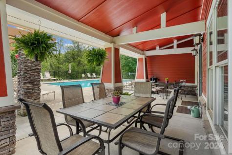 15 Westfield Way Candler NC 28715