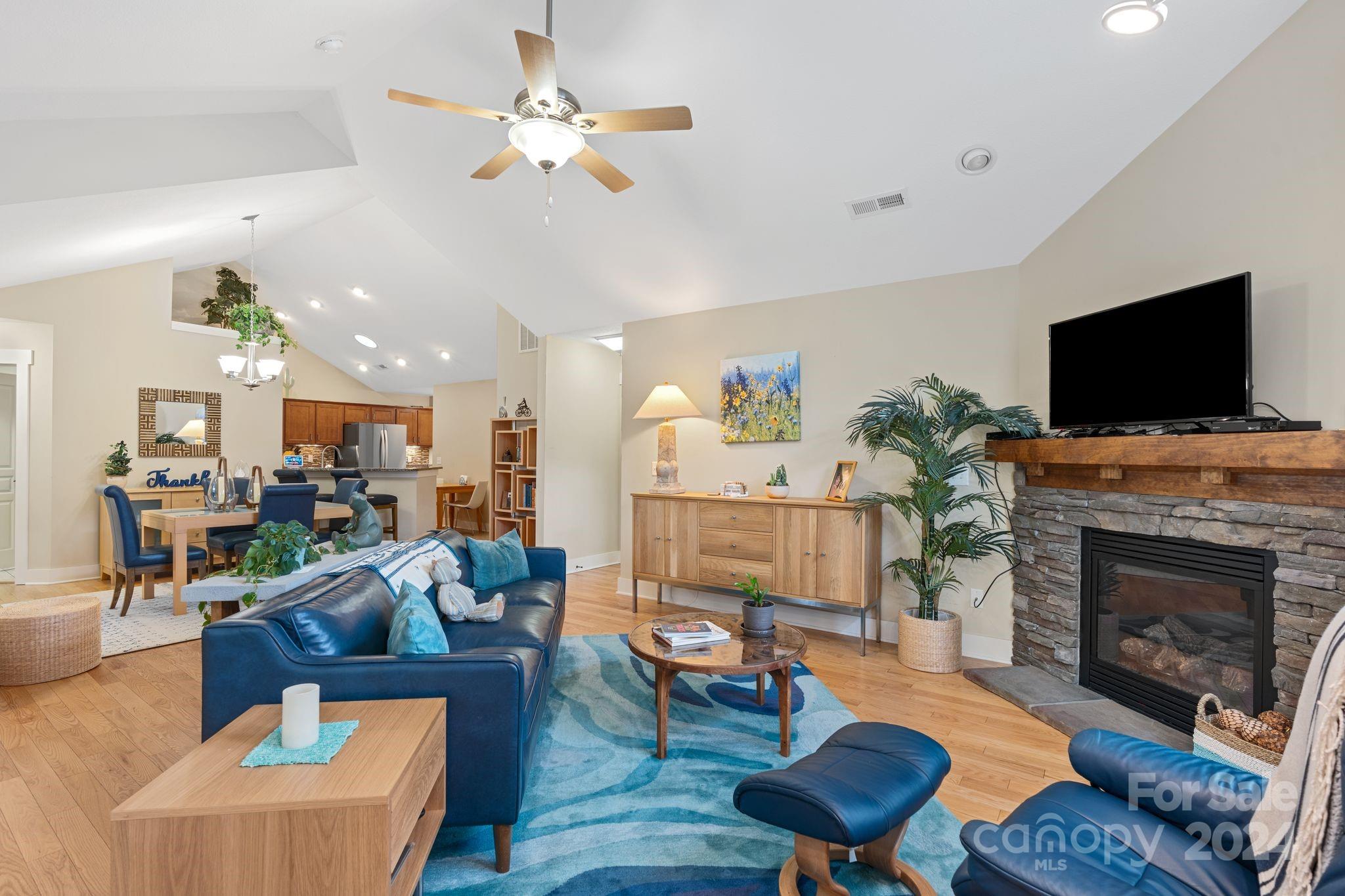 15 Westfield Way Candler NC 28715