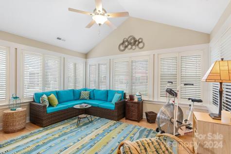 15 Westfield Way Candler NC 28715