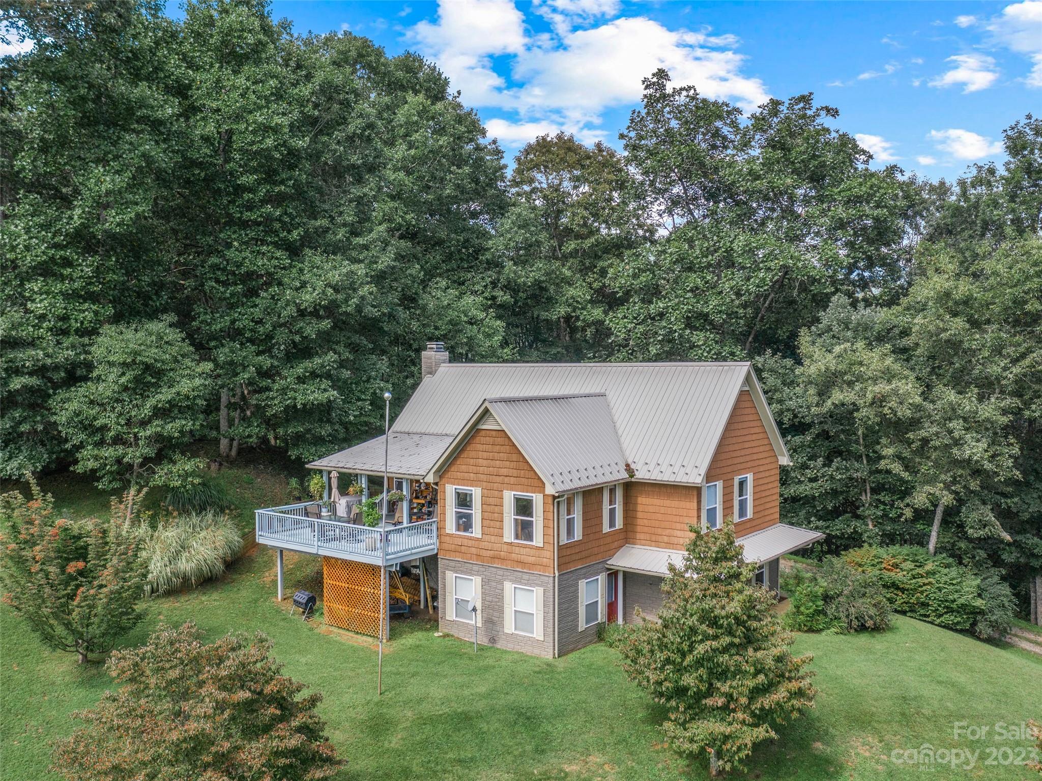 177 Blueberry Drive Burnsville NC 28714
