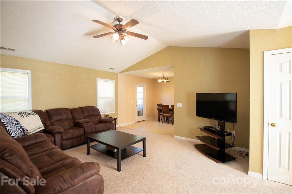 4659 Powder Horne Lane Conover NC 28613
