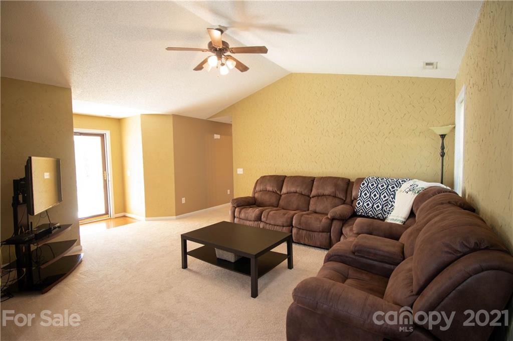 4659 Powder Horne Lane Conover NC 28613