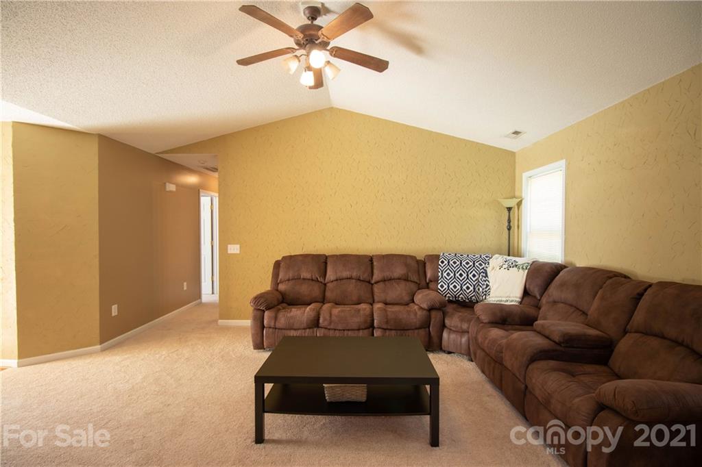 4659 Powder Horne Lane Conover NC 28613