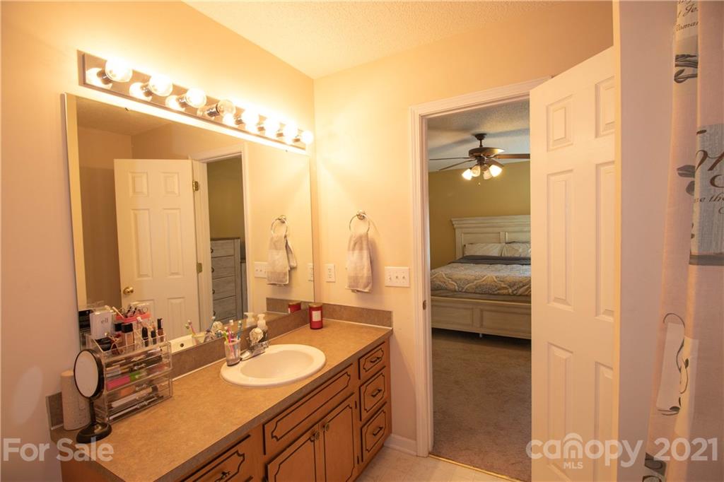 4659 Powder Horne Lane Conover NC 28613