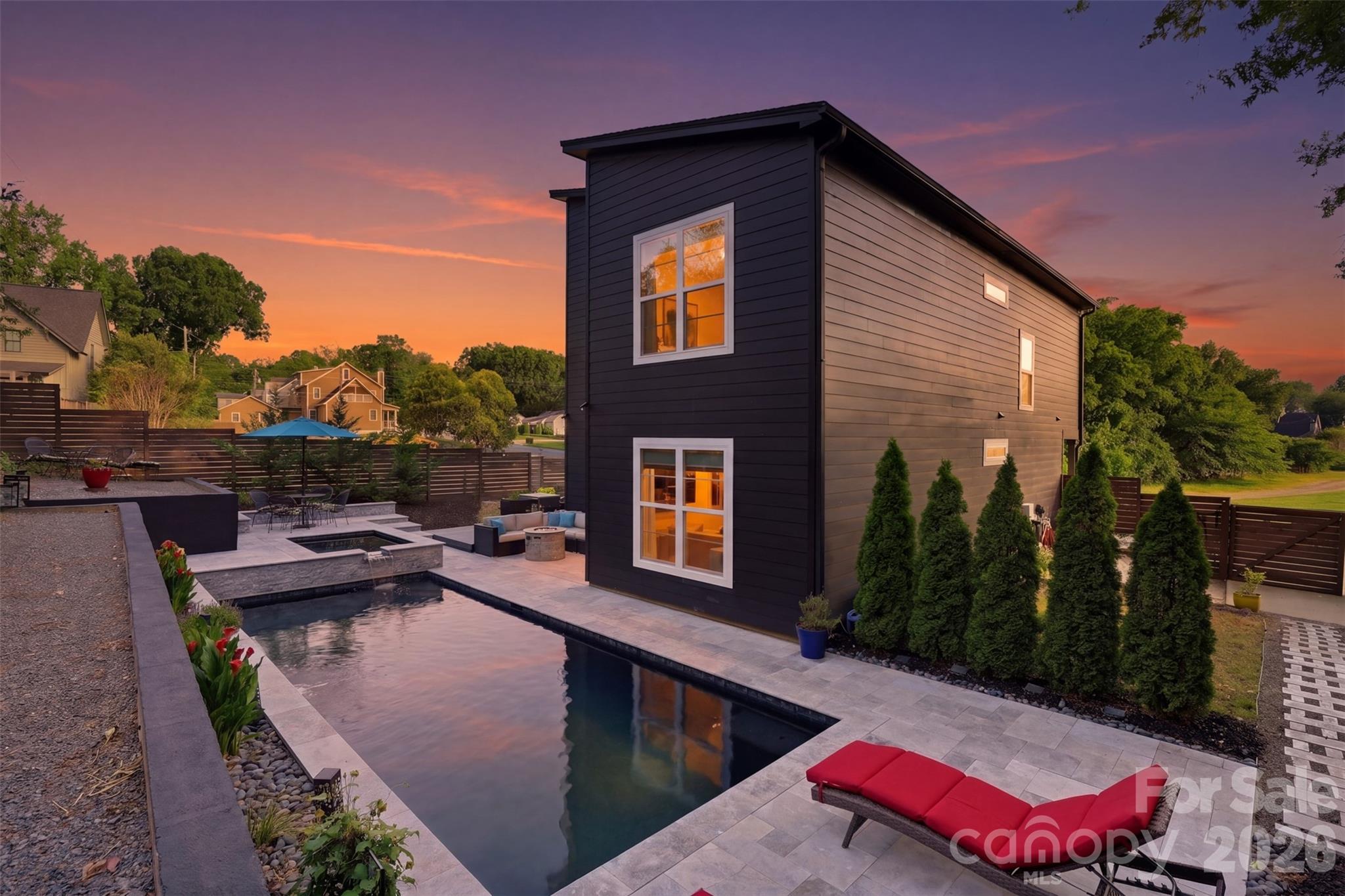 715 E 28th Street Charlotte NC 28205