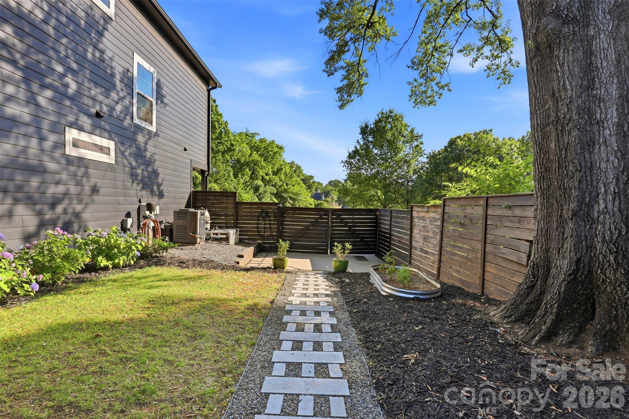 715 E 28th Street Charlotte NC 28205