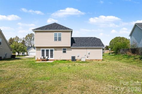 421 Glencroft Drive Wingate NC 28174