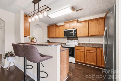 421 Glencroft Drive Wingate NC 28174