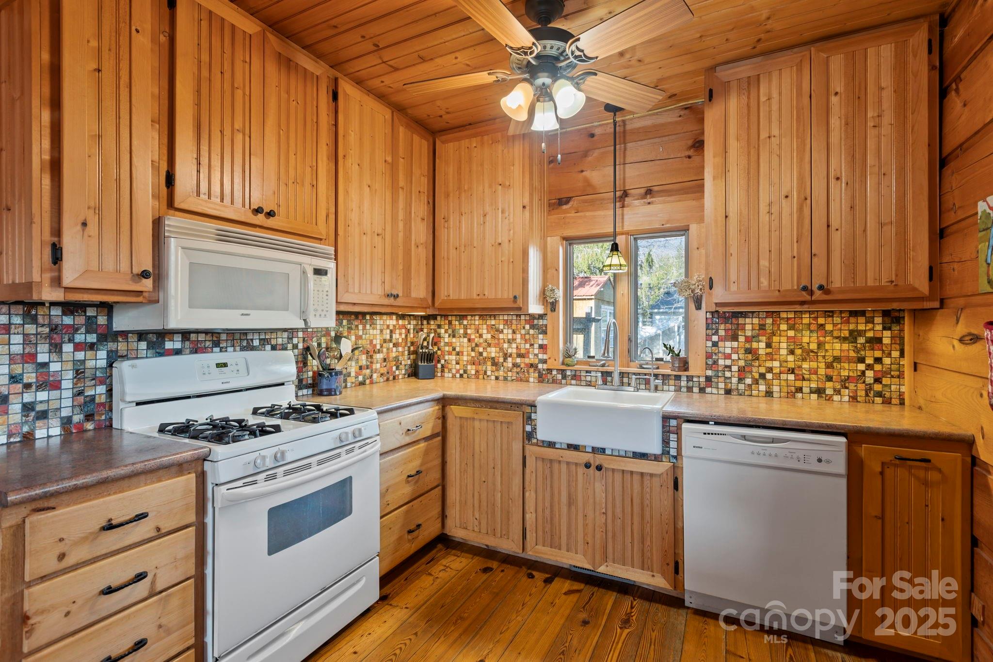 104 Enthoffer Street Black Mountain NC 28711