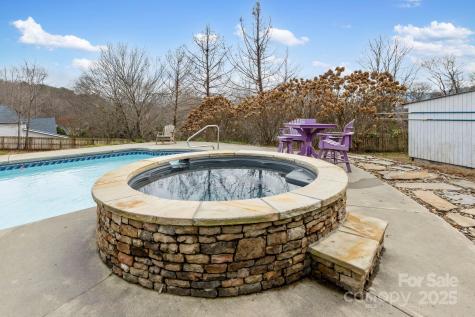 104 Enthoffer Street Black Mountain NC 28711