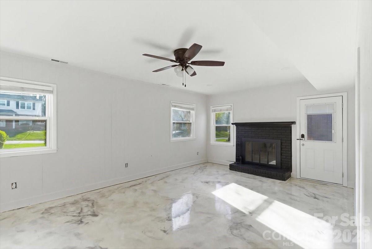 5810 Red Carriage Lane Charlotte NC 28212
