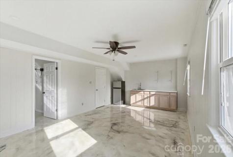 5810 Red Carriage Lane Charlotte NC 28212