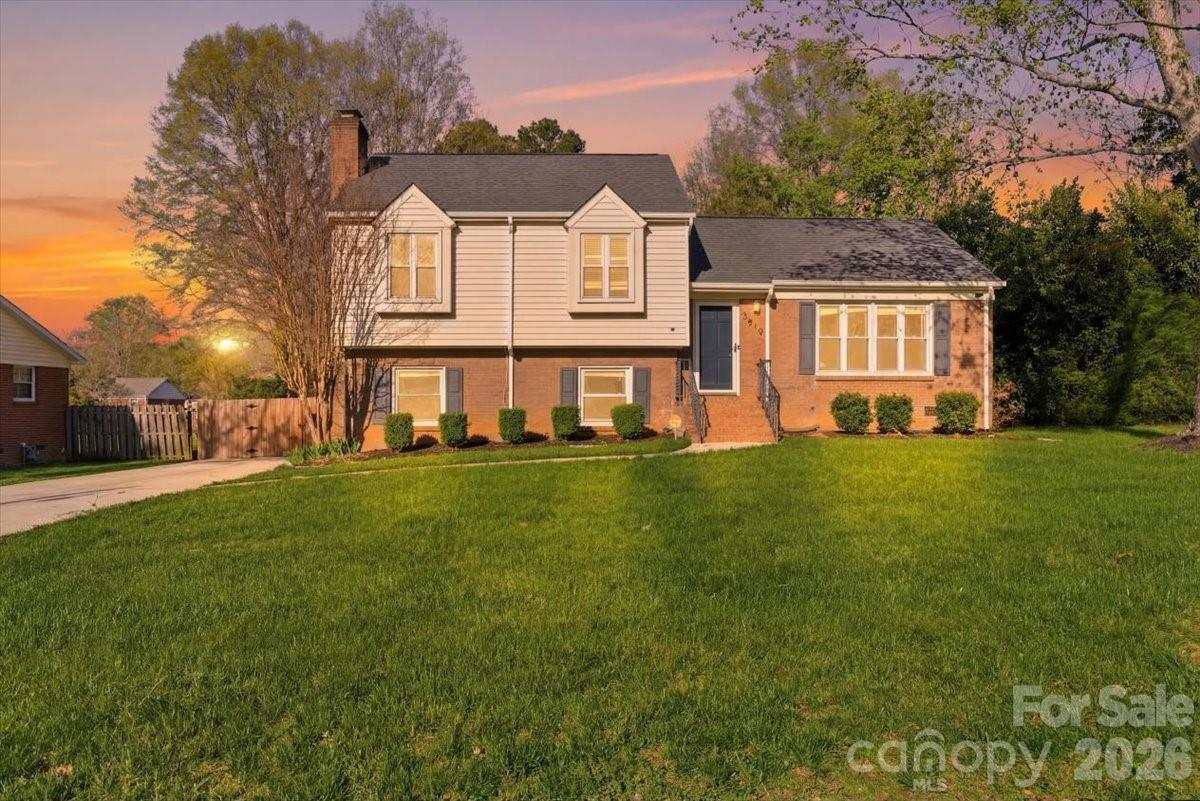 5810 Red Carriage Lane Charlotte NC 28212