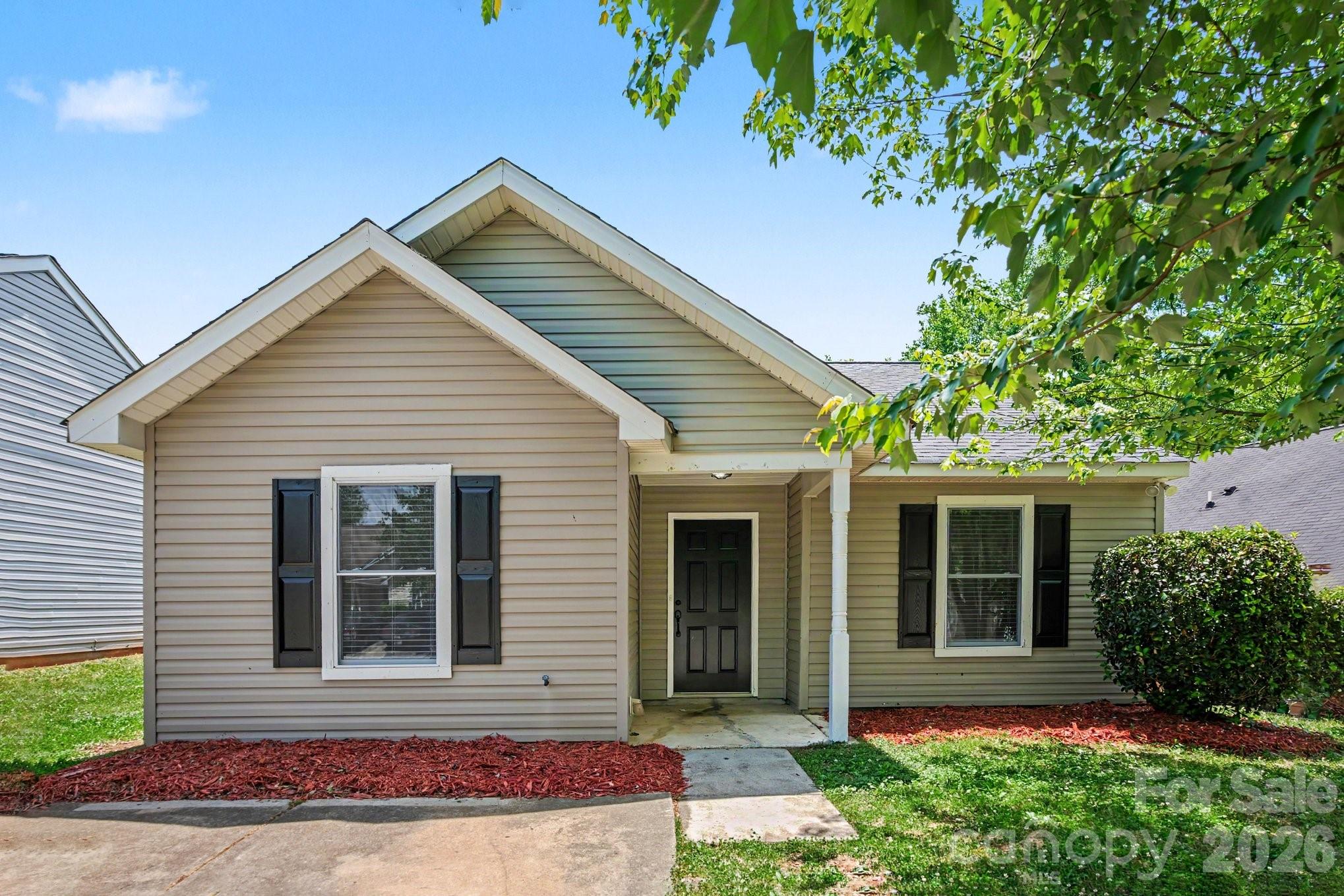 1610 Forest Stream Court Charlotte NC 28213