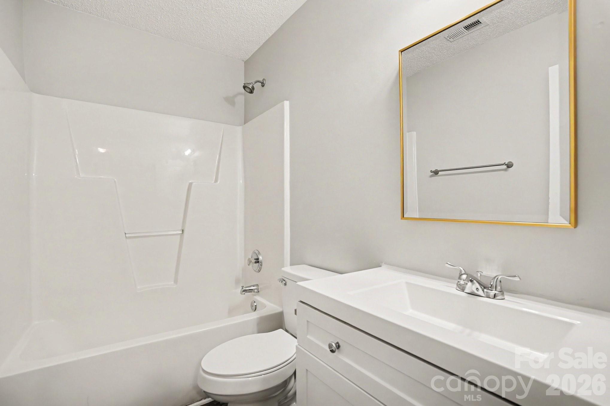 1610 Forest Stream Court Charlotte NC 28213