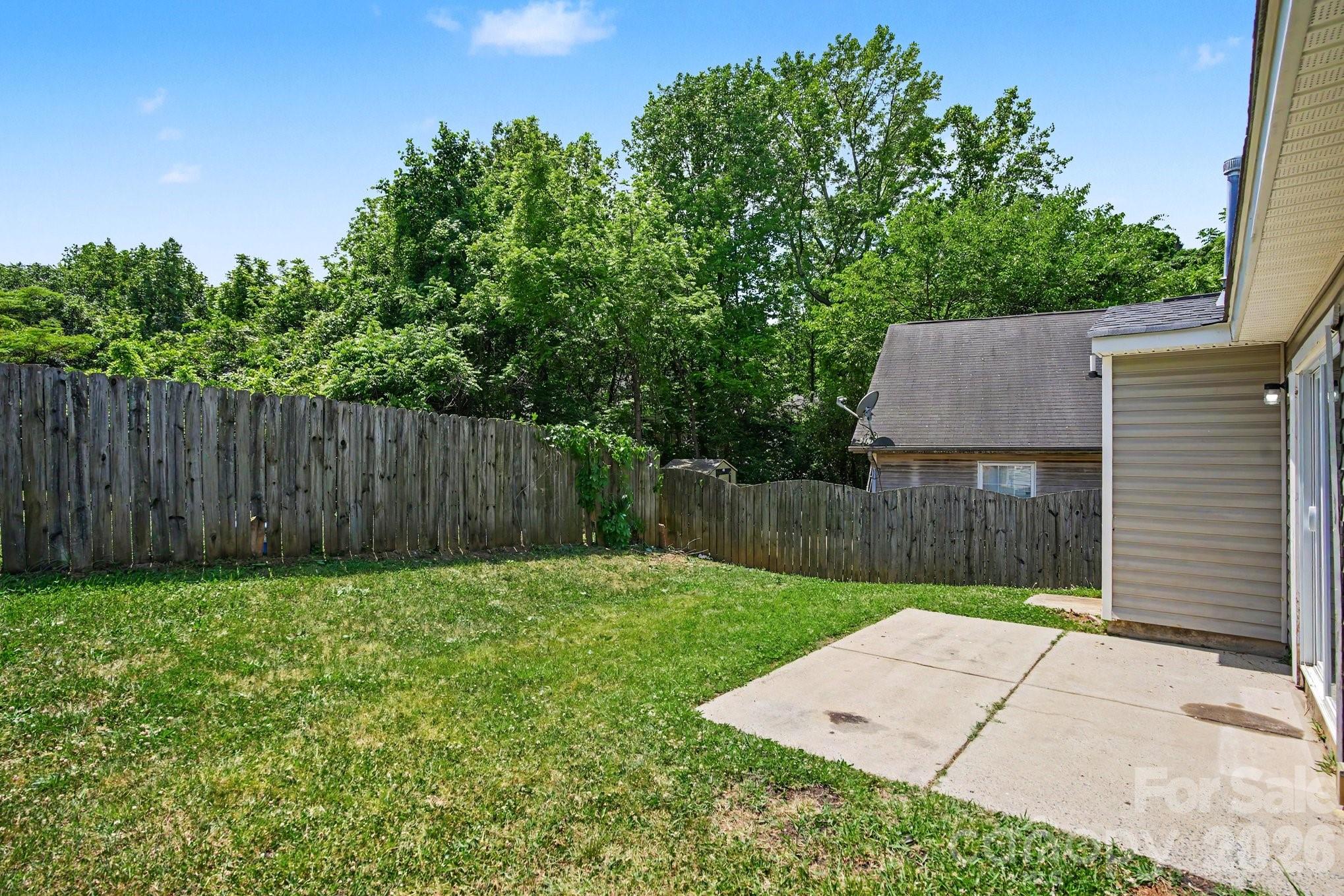 1610 Forest Stream Court Charlotte NC 28213