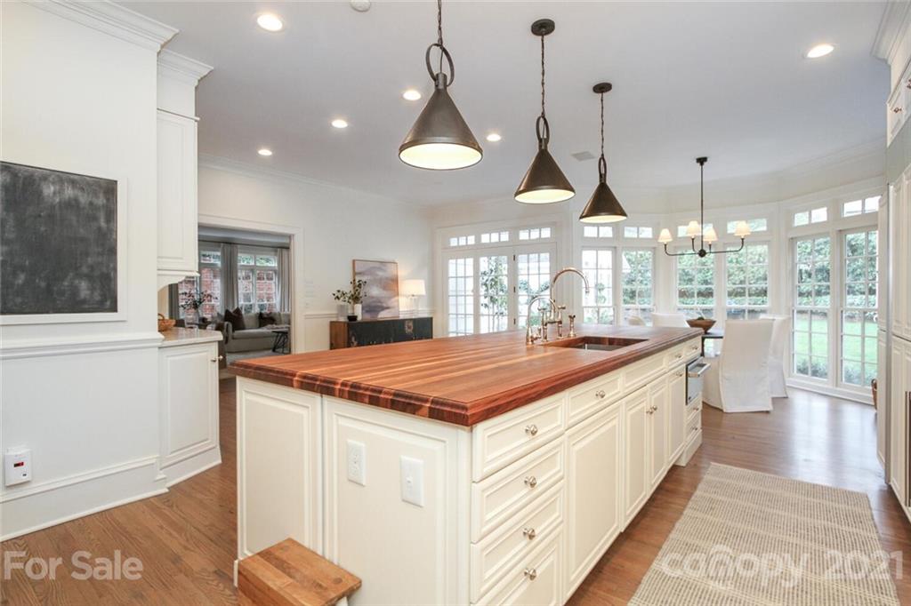 2026 Beverly Drive Charlotte NC 28207