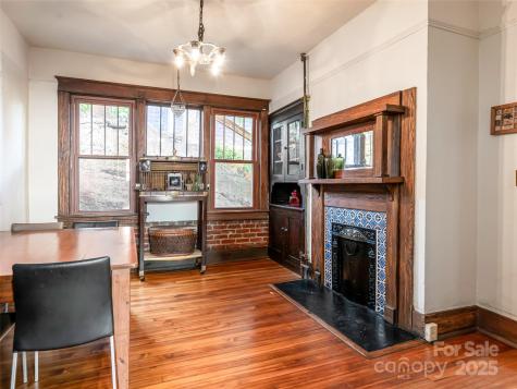 62 Bartlett Street Asheville NC 28801