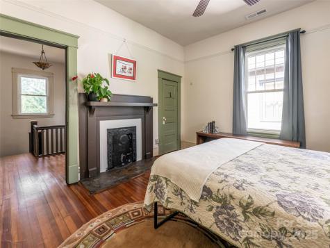 62 Bartlett Street Asheville NC 28801