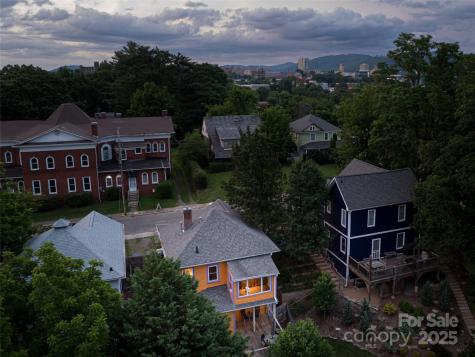 62 Bartlett Street Asheville NC 28801