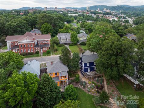 62 Bartlett Street Asheville NC 28801