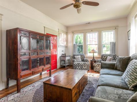 62 Bartlett Street Asheville NC 28801