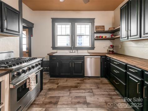 62 Bartlett Street Asheville NC 28801